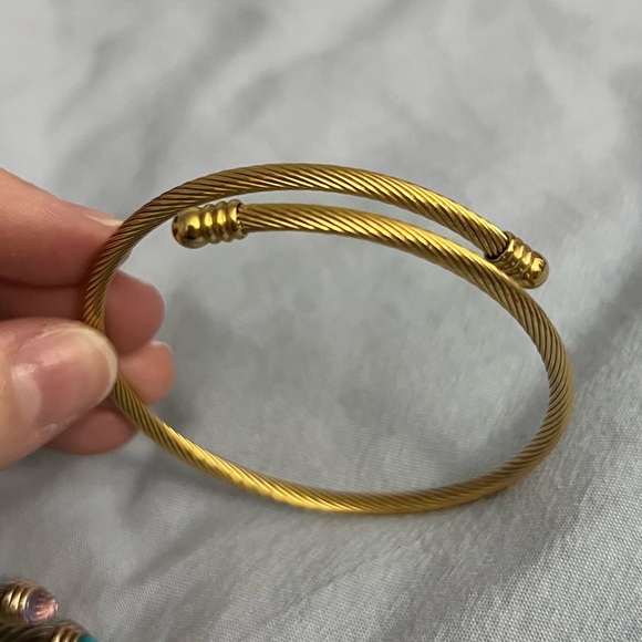 Cable Bracelets - Picture 4 of 4